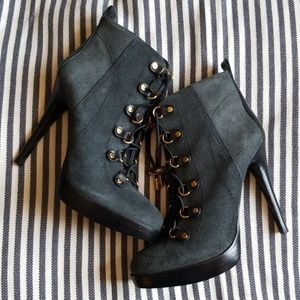 NIB Tory Burch Hamila Boots